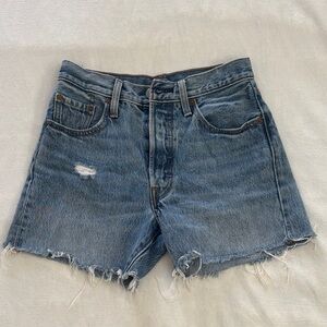 LEVI Strauss Denim Distressed Women Shorts Waist 25